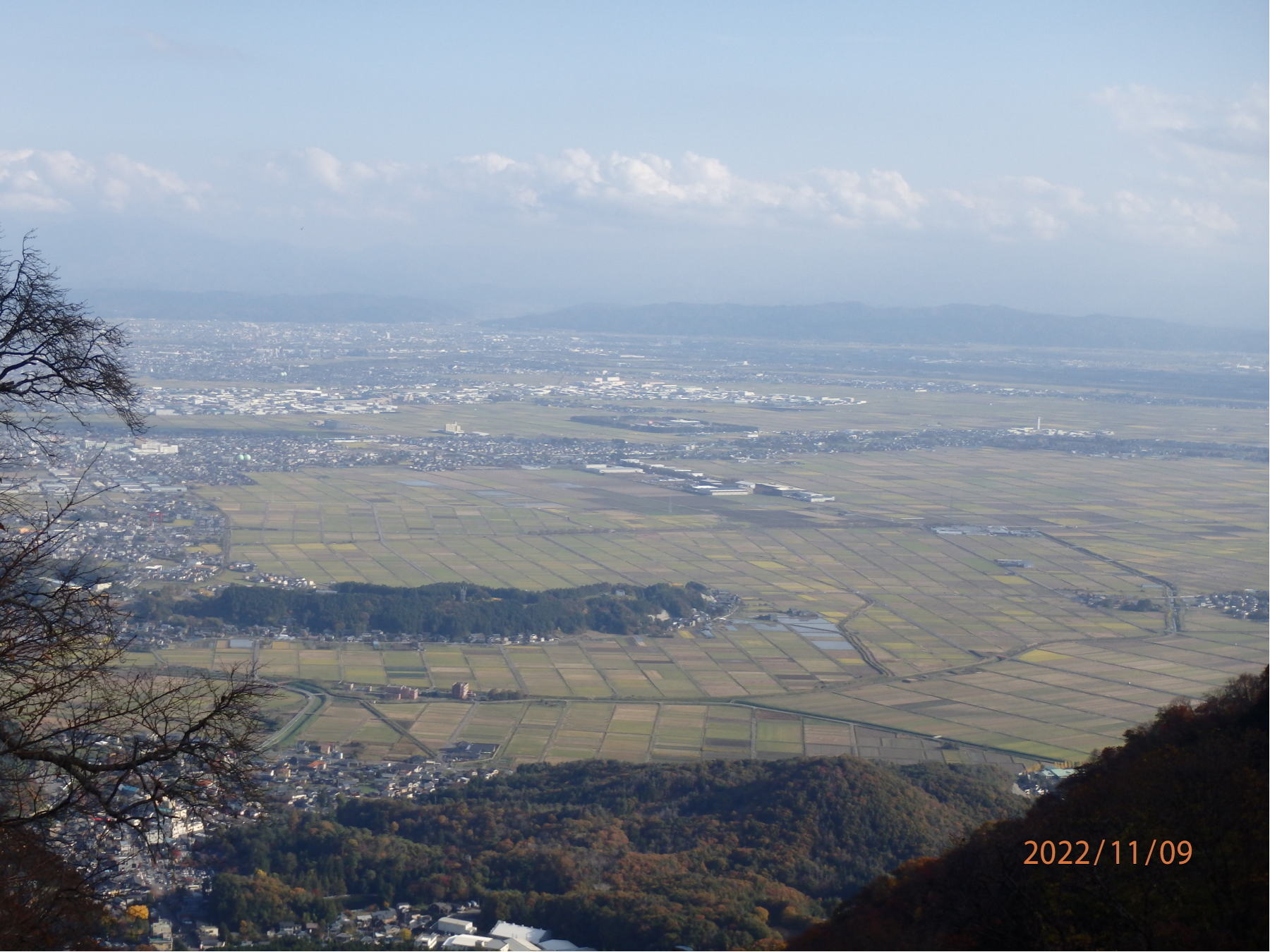 あんな本こんな本サイクリング、気ままな車旅、弥彦山からの眺め